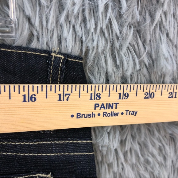 Soundgirl Shorts Womens Size 17 NWT Dark Blue Cuffed Hem - Picture 3 of 13